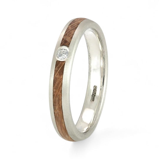 9ct White Gold with Whisky Barrel Oak & Diamond - IN STOCK - Size K