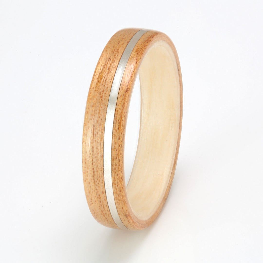 Willow wood ring outlet