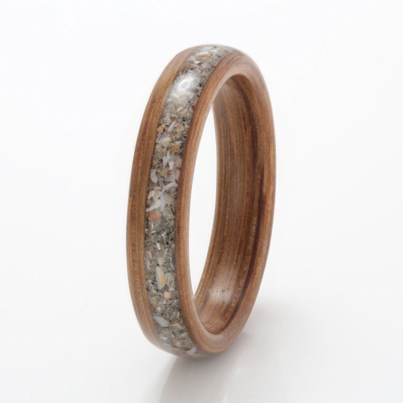 Oak with Sand & Shell by Eco Wood Rings
