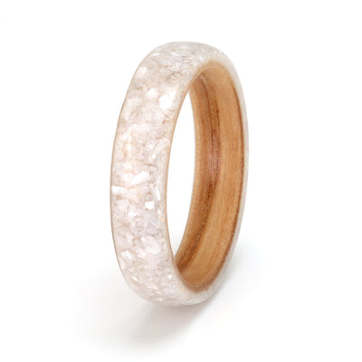 Oak Ring 4mm with Mother of Pearl by Eco Wood Rings